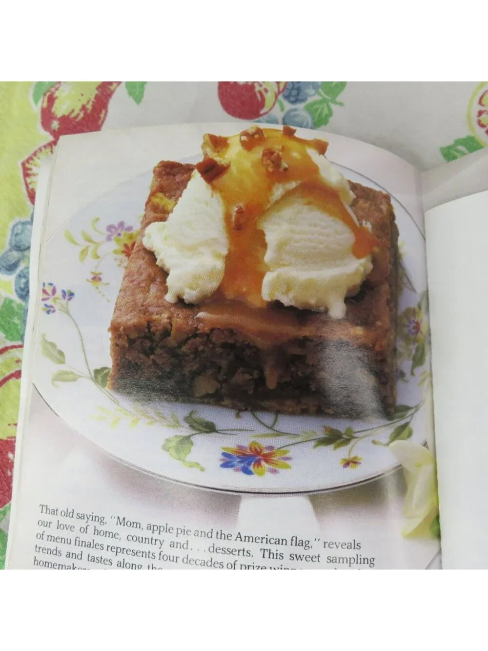 Pillsbury 100 Prize Winning Bake Off Recipes 1987 Winners from Contests 1-32